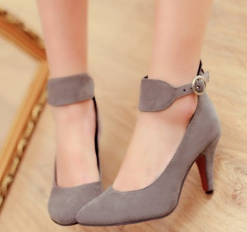 Elegant Pointed Stiletto Pumps