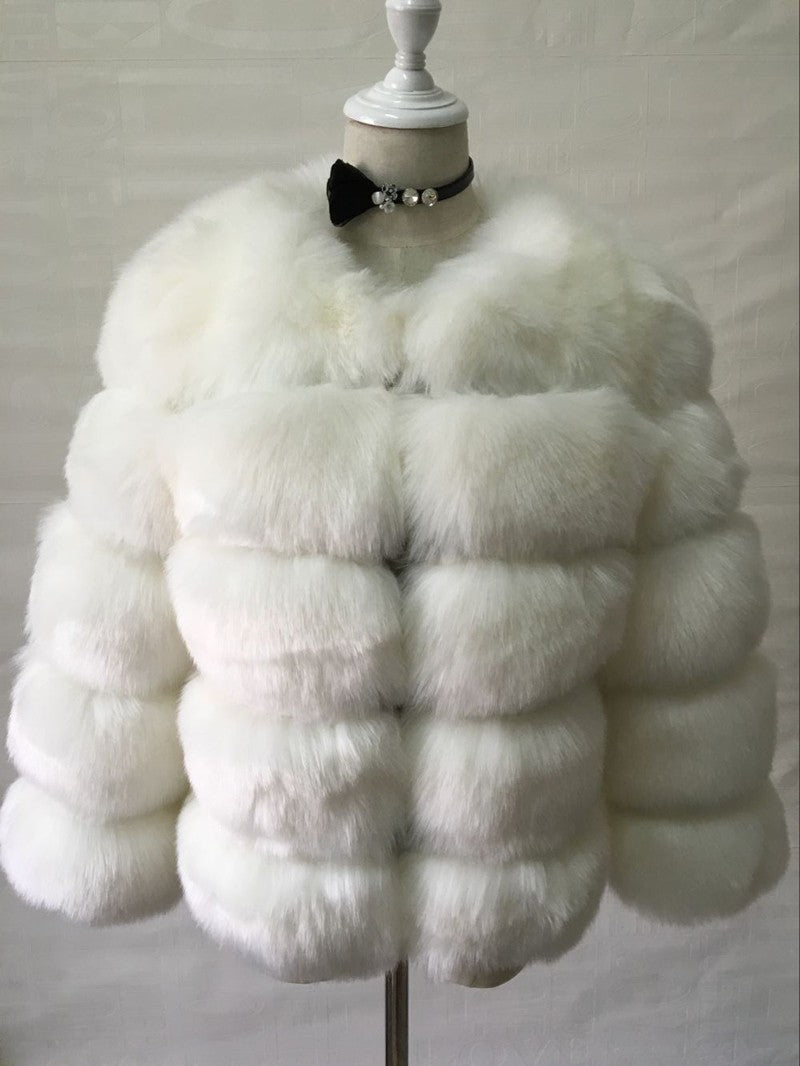 Women's Luxe Faux Fox Fur Coat - Short Sleeve