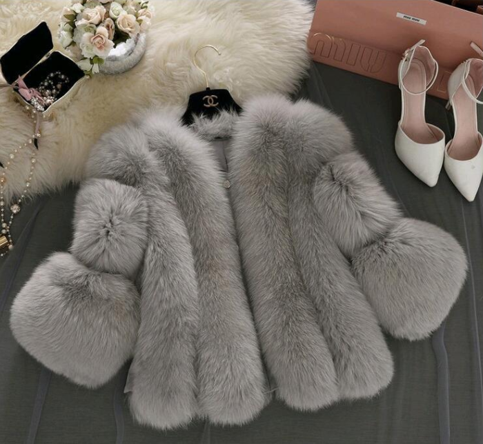Chic Faux Fur Short Jacket for Women