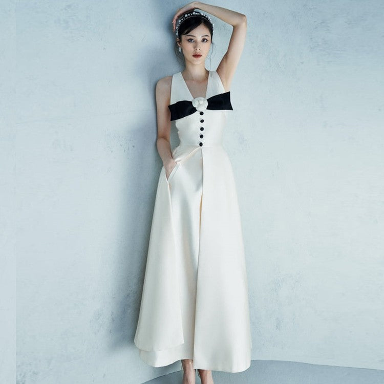 Chic Sleeveless V-Neck Dress for Women